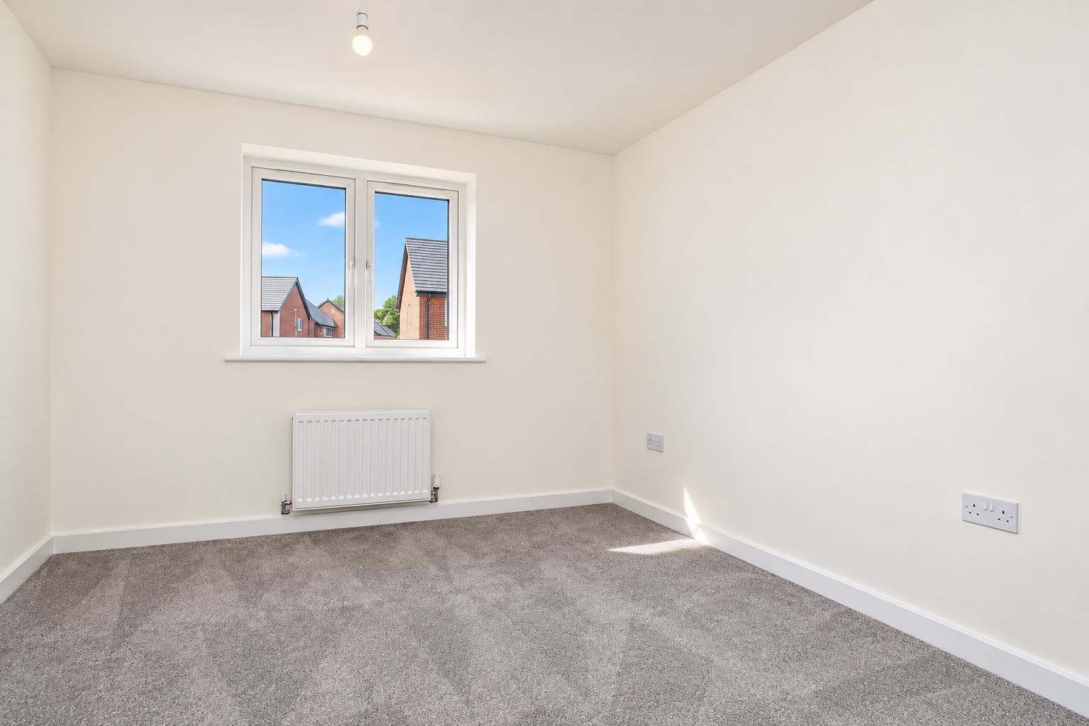 Lacaune Close, Whitehouse, Milton Keynes